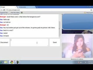 Cámara web mujer vestida hombre desnudo un mademoiselle sees él desnudo