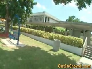 Pleasant красунчик користується назовні гей x номінальний кіно на в grass 1 по outincrowd
