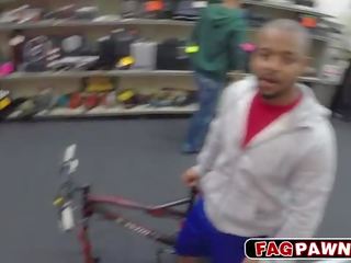 Thug ngisep pénis and silit fuck