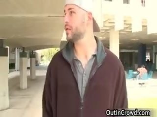 Fëmijë merr e tij i ngushtë bythë i mbushur në publike 3 nga outincrowd