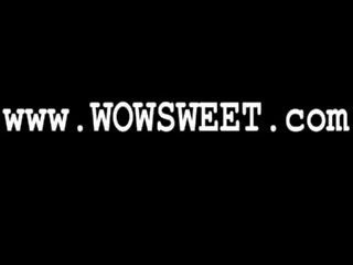 Hieronta of kaksi swell vau poikaset