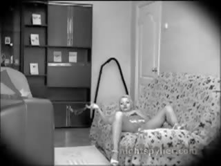 Noc vision vyzvědač na mladý žena