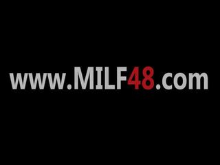 Extremely hot MILF penetrate