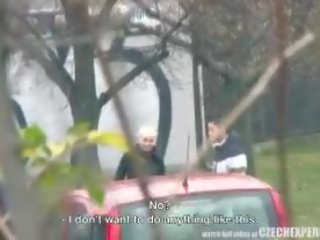 Млад adolescent asking приятелю за ххх филм