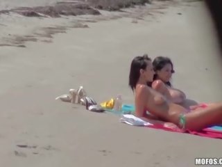 Obraznic adolescenta diva suge penis