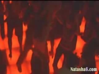 隠された カメラ キャッチ 女神 で ディスコ