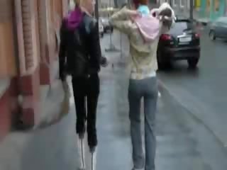 Dva ruský femme fatale na the ulice
