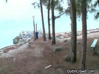 花花公子 得到 他的 精 董 吸 上 海灘