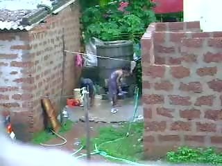 Xem này số hai nổi bật sri lankan yêu nhận bồn tắm trong ngoài trời