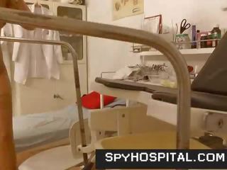 Outstanding aýaklar high kabluklar ýaşlar went to gynecologist hidden kamera movie