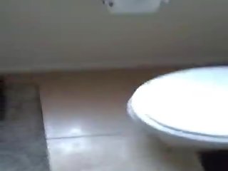 Snuck в на баня с мой гаджета bestfriend и смучат негов dick&comma; и по-късно прецака му в на душ и gave му а удар job&comma; и grandeur дупка душ сцена след това празнене