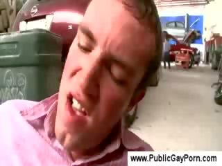 白 blokes クソ で 車 修理 映画